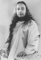 2022-14-Yogananda-Paramhansa.jpg