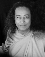 2022-15-Yogananda-Paramhansa.jpg