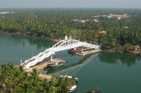amritapuri_bridge-1402811041.jpg